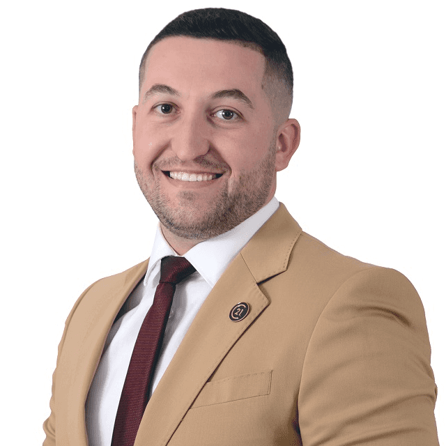 Dumitru Iuzic - Real Estate Agent in Lisboa