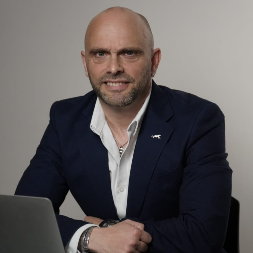 Real Estate Agent in Odivelas: Ricardo Santos