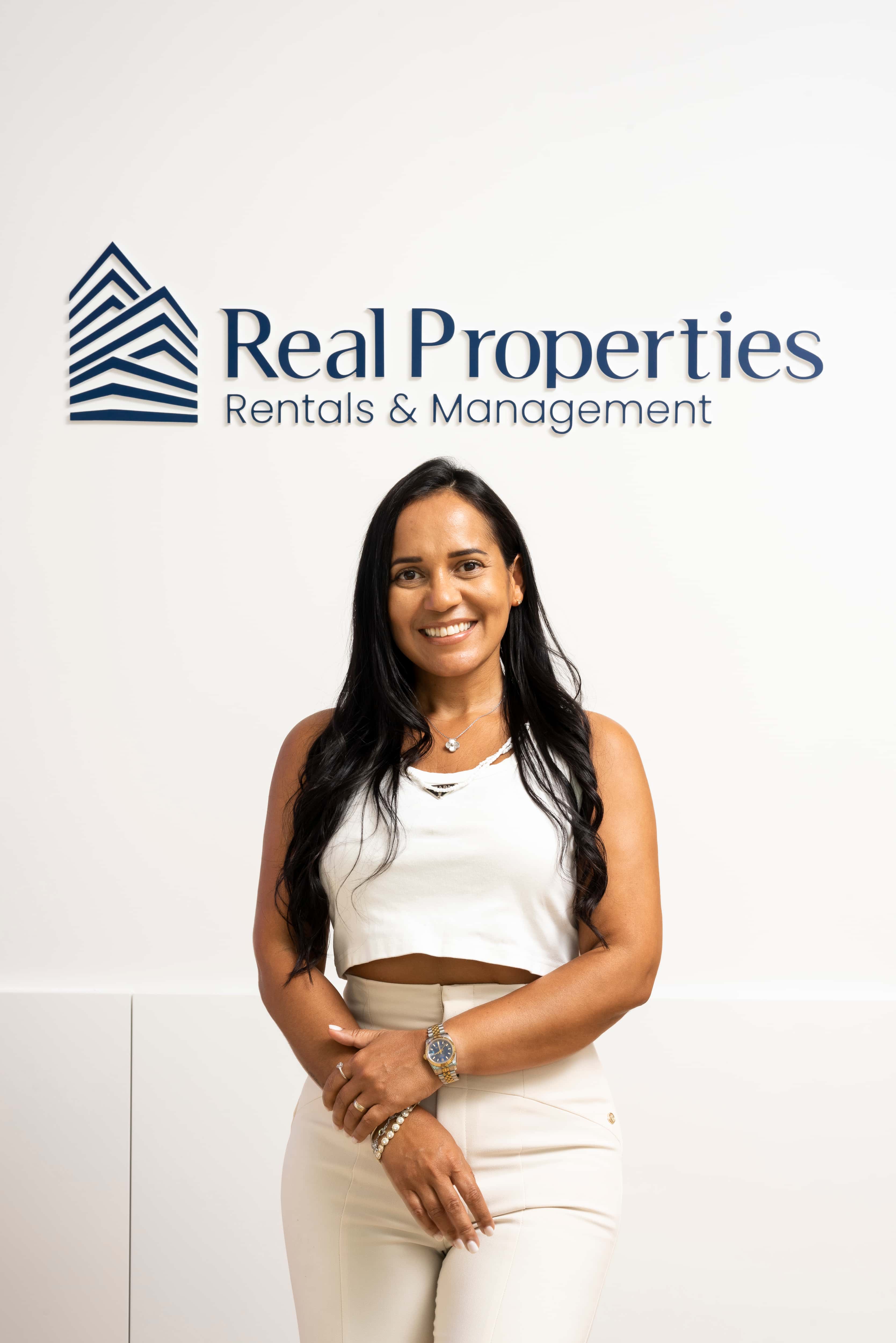 Sónia Melo - Real Estate Agent in Quarteira